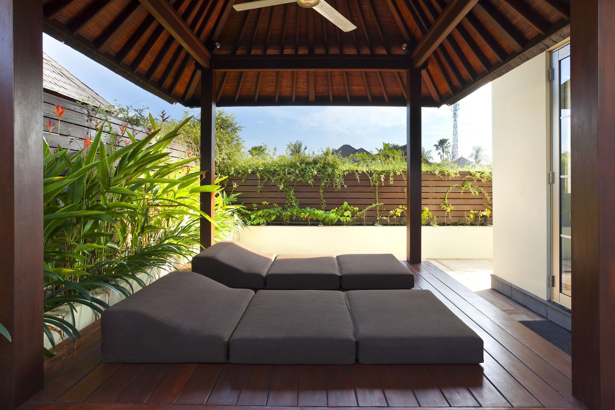 Sun Island Boutique Villas & Spa Seminyak Exterior photo