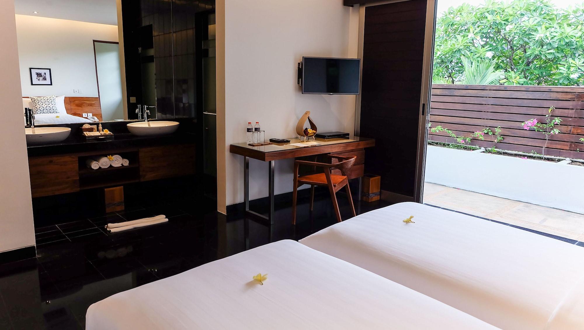 Sun Island Boutique Villas & Spa Seminyak Exterior photo
