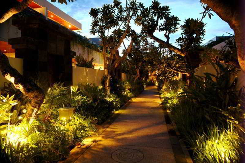 Sun Island Boutique Villas & Spa Seminyak Exterior photo