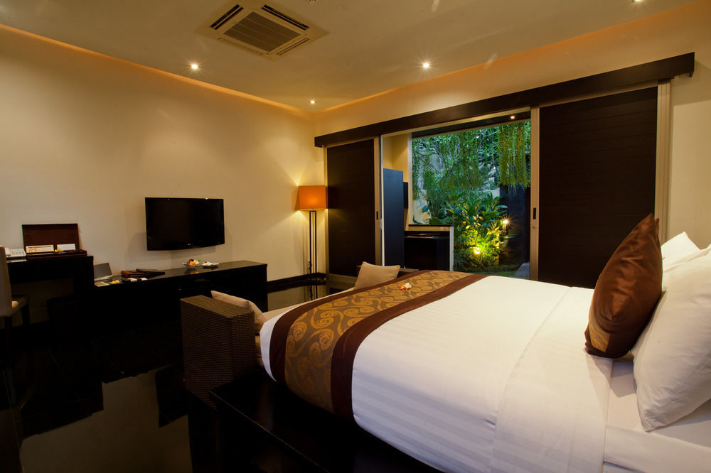 Sun Island Boutique Villas & Spa Seminyak Exterior photo